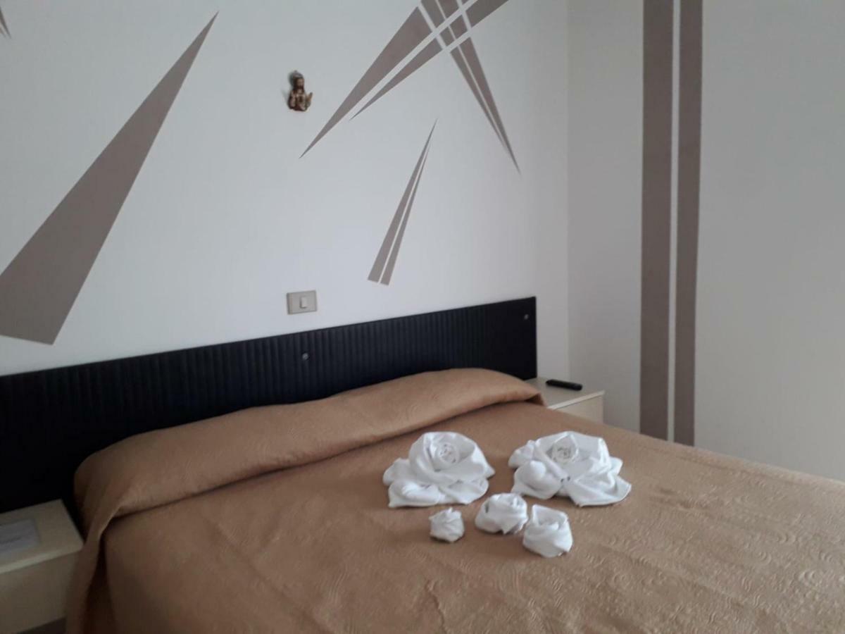 Hotel Santa Caterina Gizzeria Esterno foto